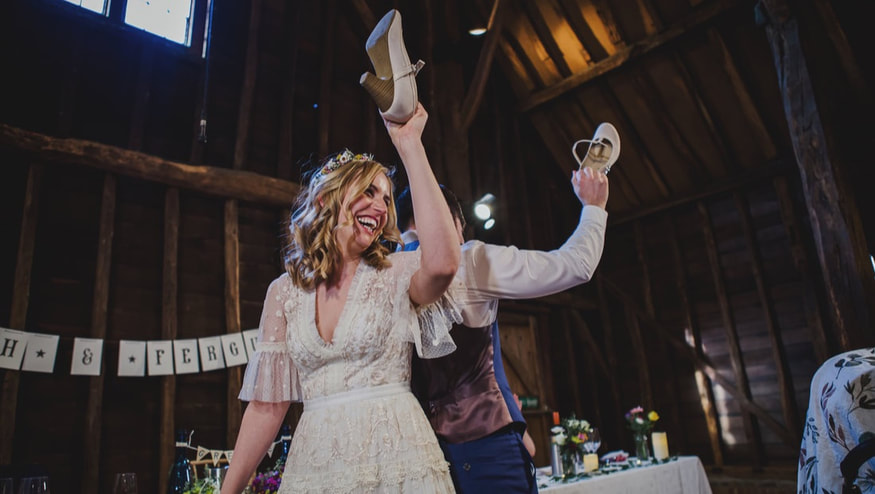 London wedding photographer - The great barn ruislip